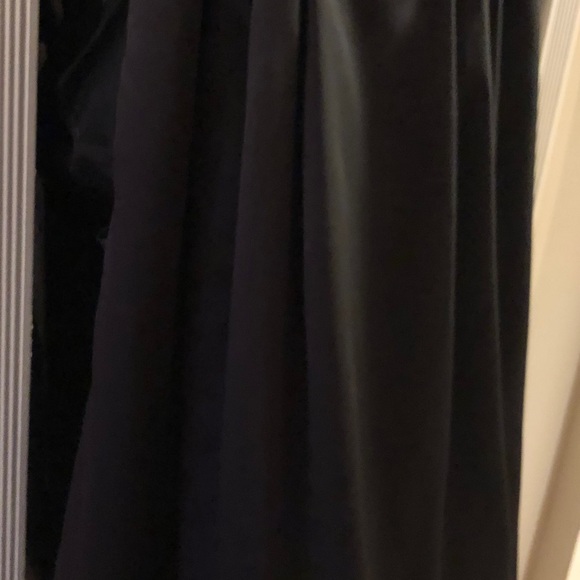 David’s Bridal Black Bridesmaid/Special Occasion - Picture 4 of 7